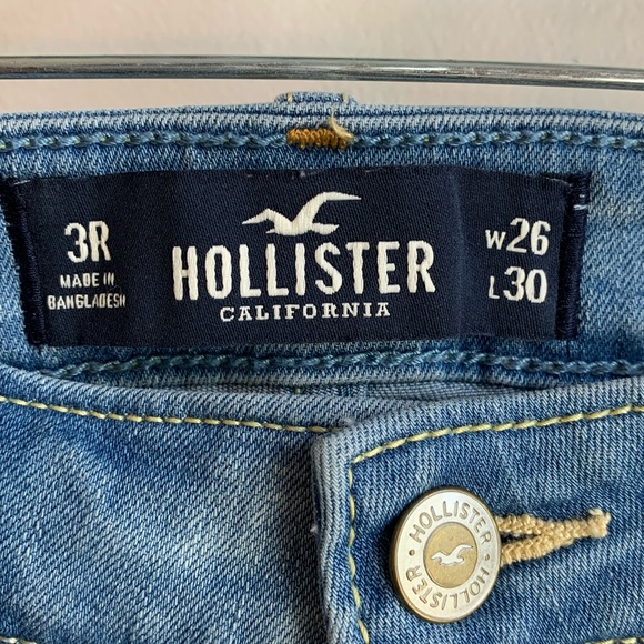 Hollister Light Wash Low-Rise Distressed Super Skinny Jeans - Picture 3 of 5